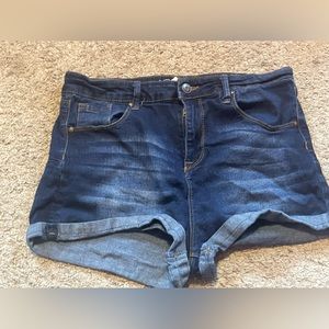 AMERICAN EAGLE OUTFITTERS JEAN SHORTS